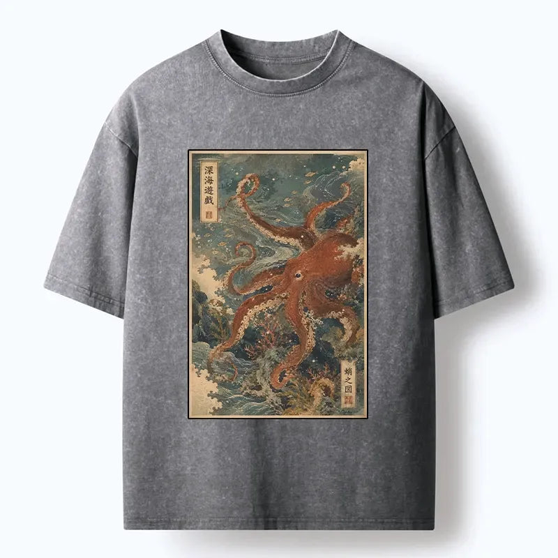 Japanese Giant Octopus Washed T-Shirt