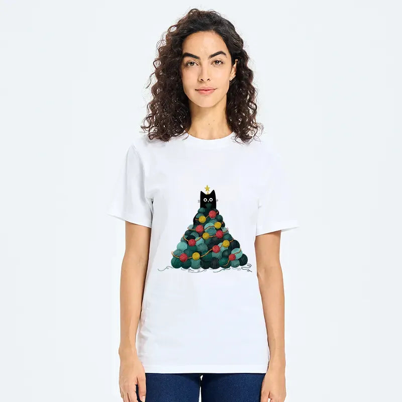 Kyoto-Lion Yarn Christmas Tree Cat Classic T-Shirt