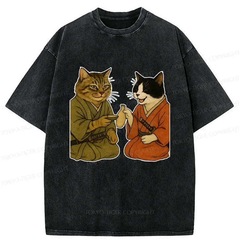 Kyoto-Lion Cat Tasting Sake Washed T-Shirt