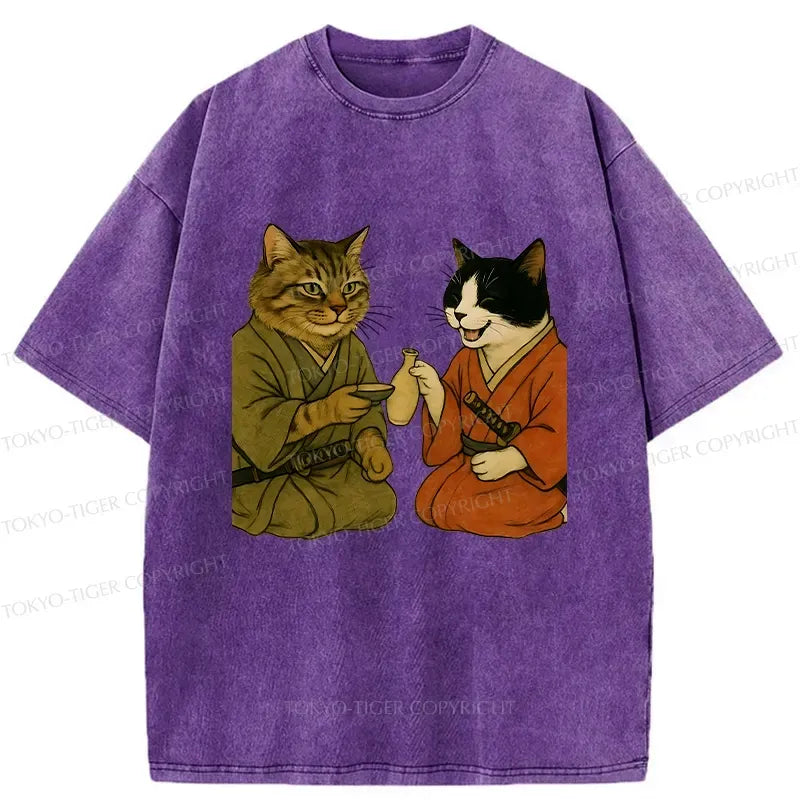 Kyoto-Lion Cat Tasting Sake Washed T-Shirt