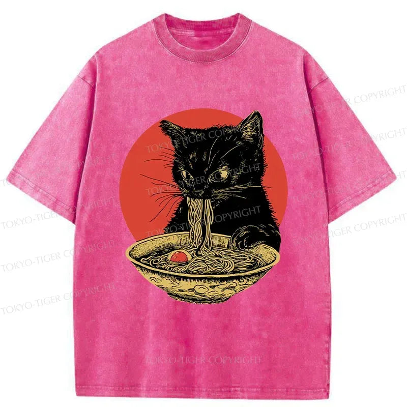 retro black cat eating ramen t-shirt