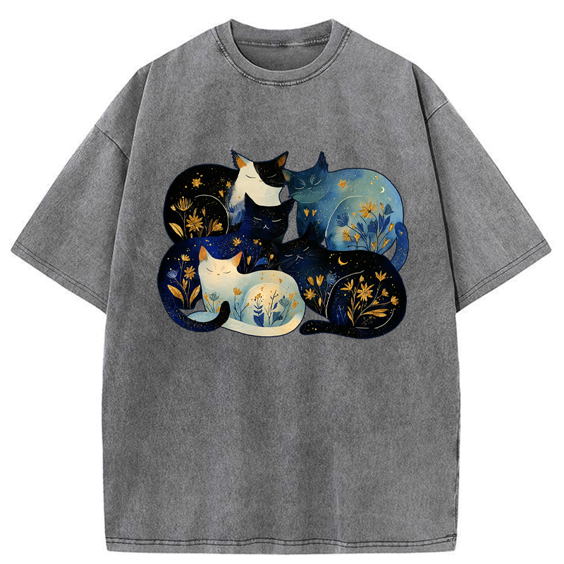 Kyoto-Lion Recharging Cats Washed T-Shirt