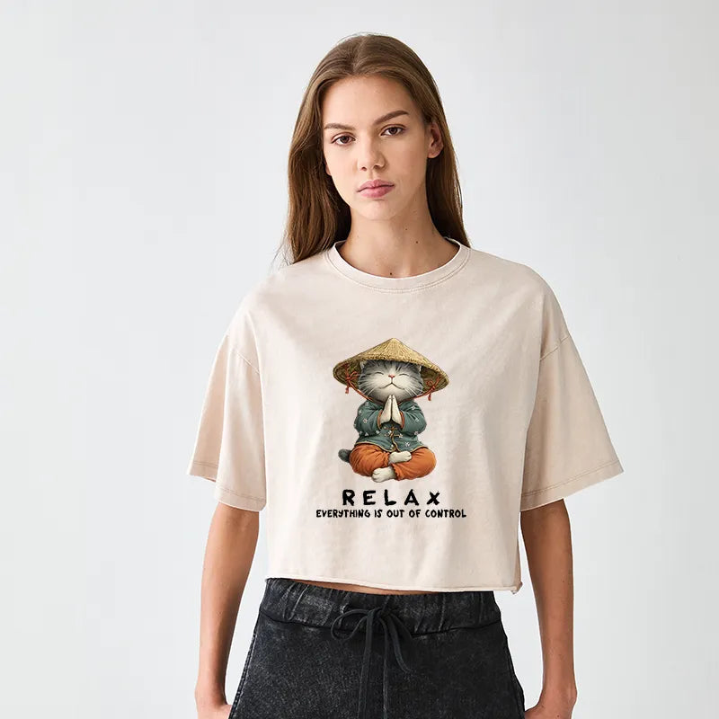 Kyoto-Lion Zen Relax Cat Graphic Women's Washed Crop T-Shirt