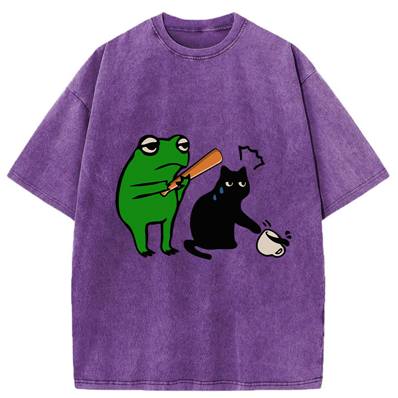 Kyoto-Lion Funny Frog Hit The Cat Washed T-Shirt