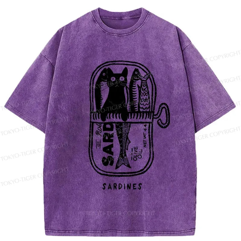Japanese cat washed t-shirt for everyday wear