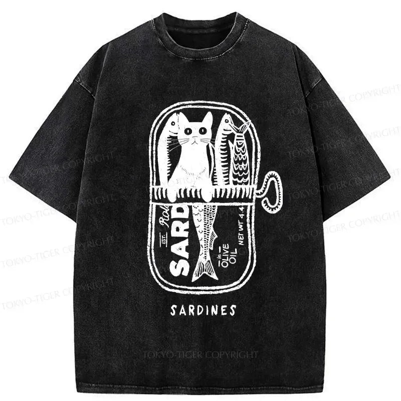 quirky cat t-shirt for anime convention