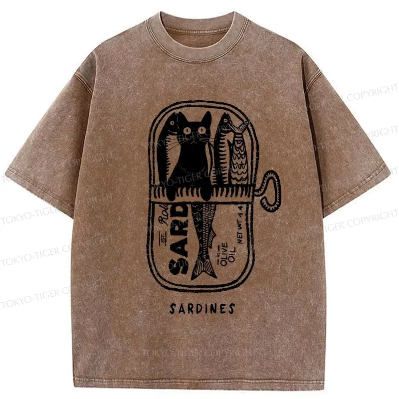 quirky cat t-shirt for anime convention