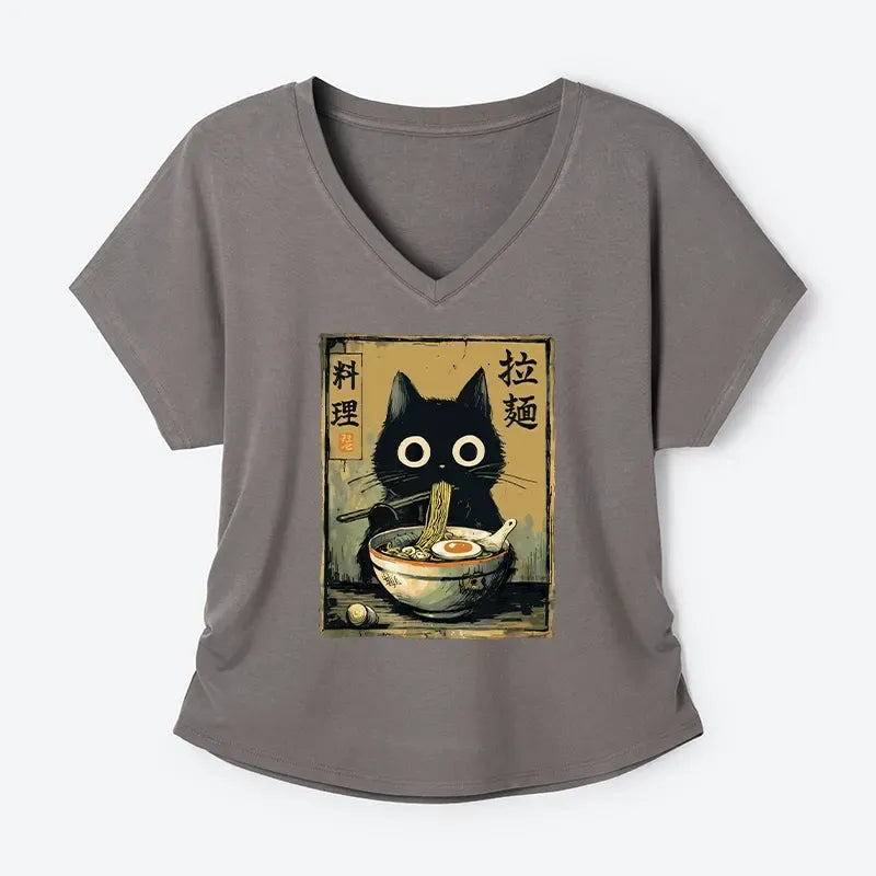 comfortable Japanese cat t-shirt for women