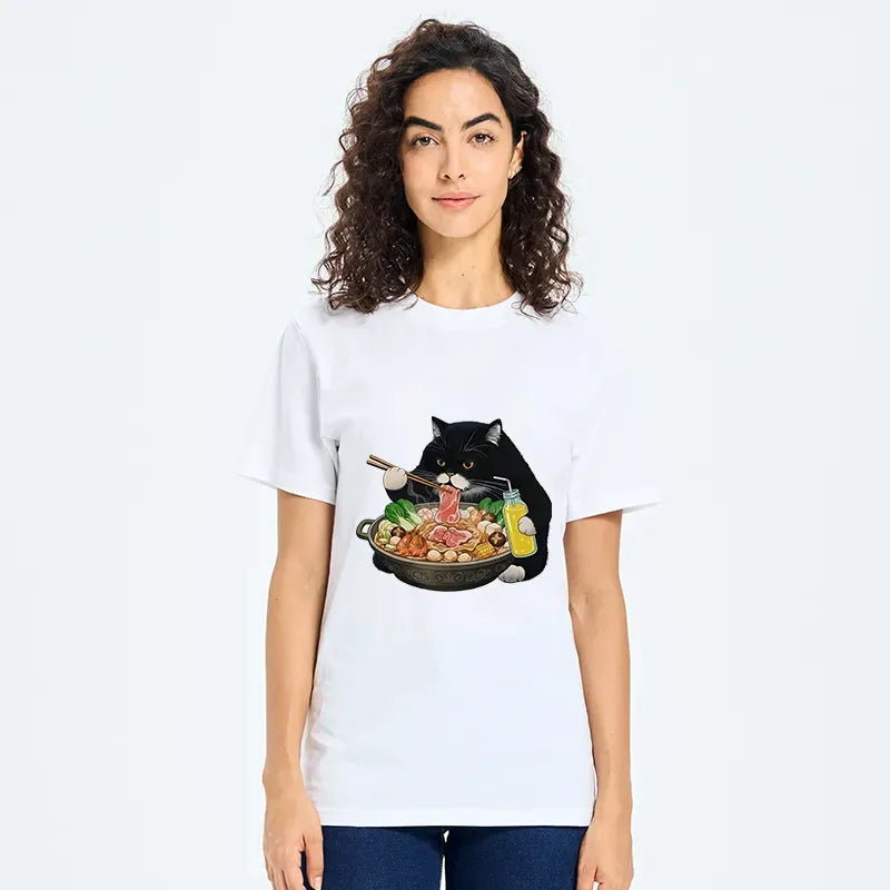 Kyoto-Lion Black Cat Eating Hot Pot Classic T-Shirt