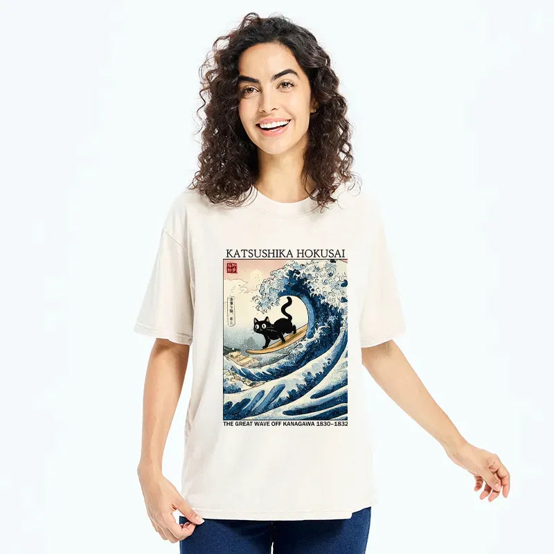 Kyoto-Lion Catch the Wave, Cat! Washed T-Shirt