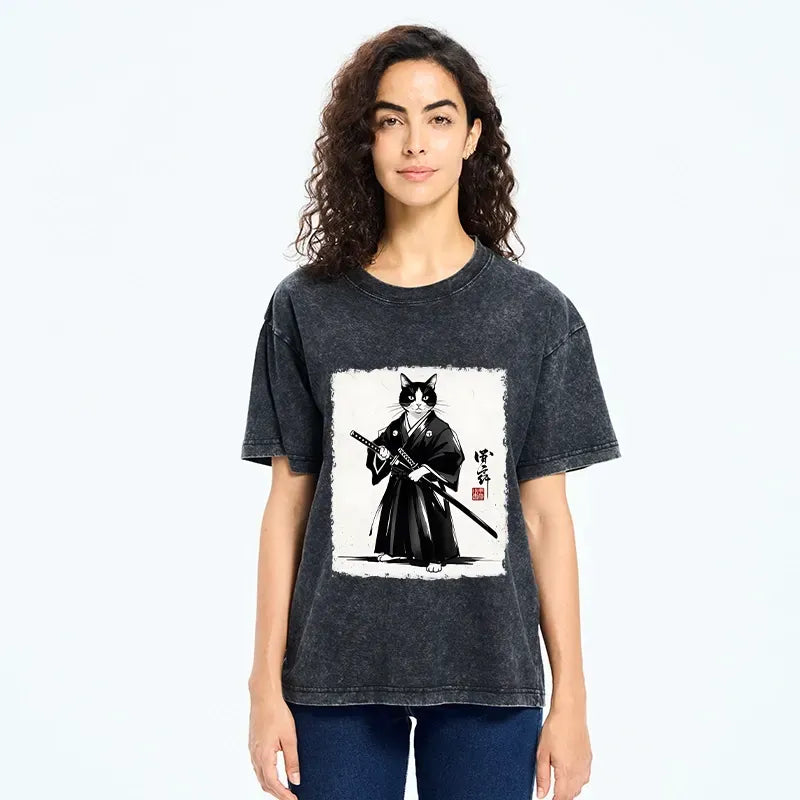Kyoto-Lion Samurai Cat With Katana Art Washed T-Shirt