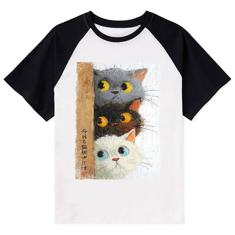 Kyoto-Lion Three Cute Cats Watch You Raglan T-shirt