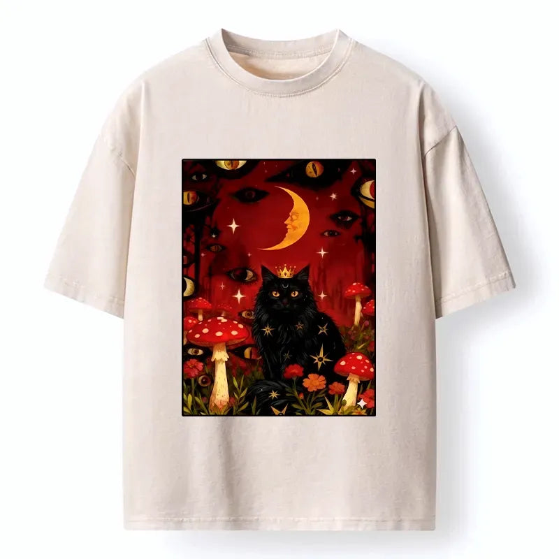 Kyoto-Lion Mystic Cat Amid Red Spotted Mushrooms Washed T-Shirt