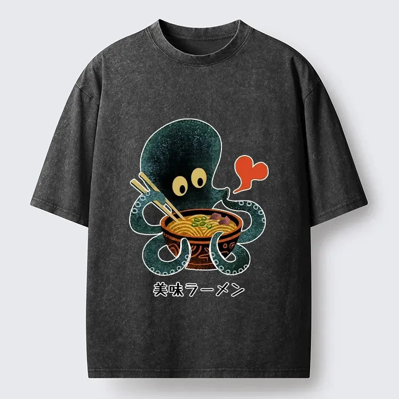 Kyoto-Lion Octopus Uses Chopsticks For Ramen Washed T-Shirt