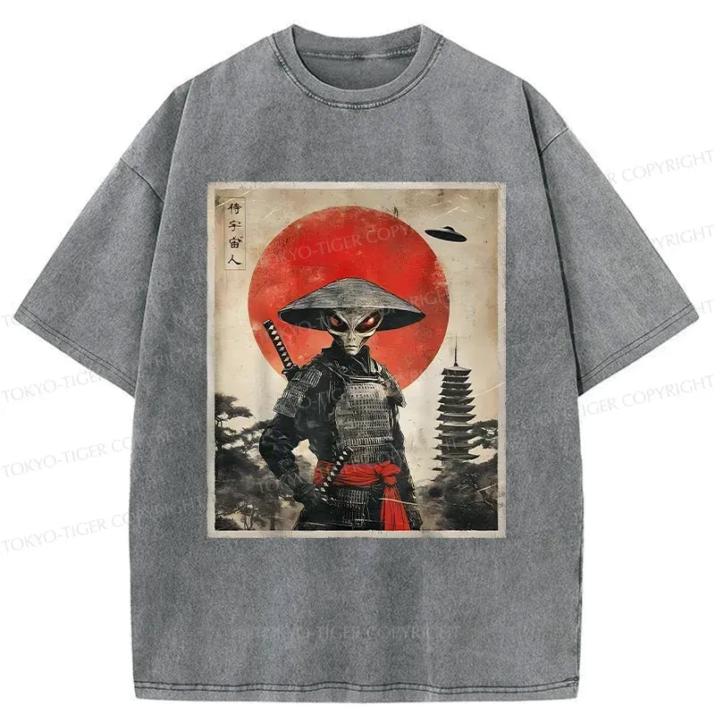 Kyoto-Lion Retro Japanese Alien Washed T-Shirt