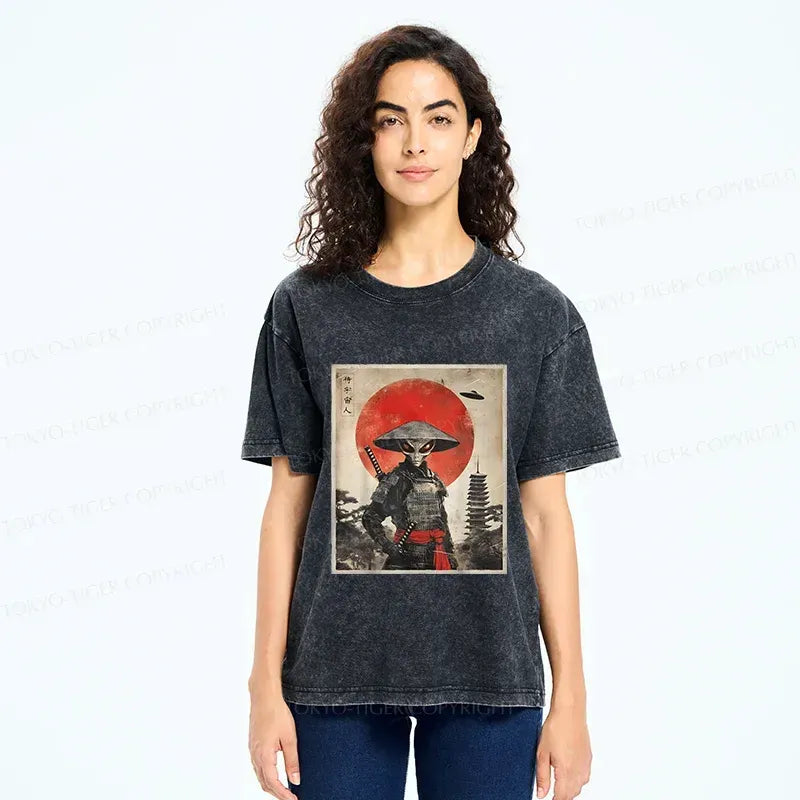 Japanese Alien T-Shirt Free Shipping Deal