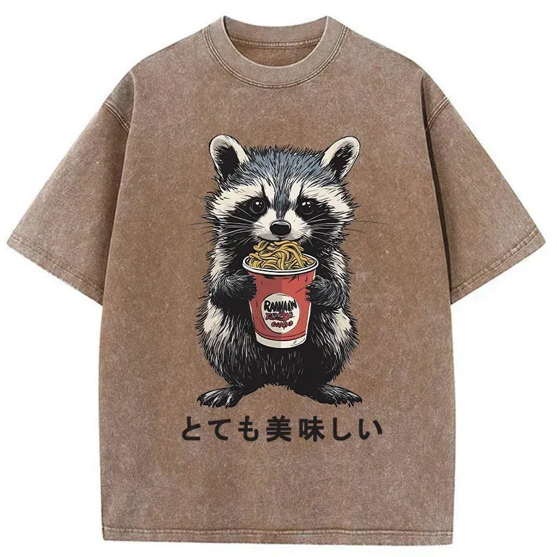 japanese raccoon tee for daily wear