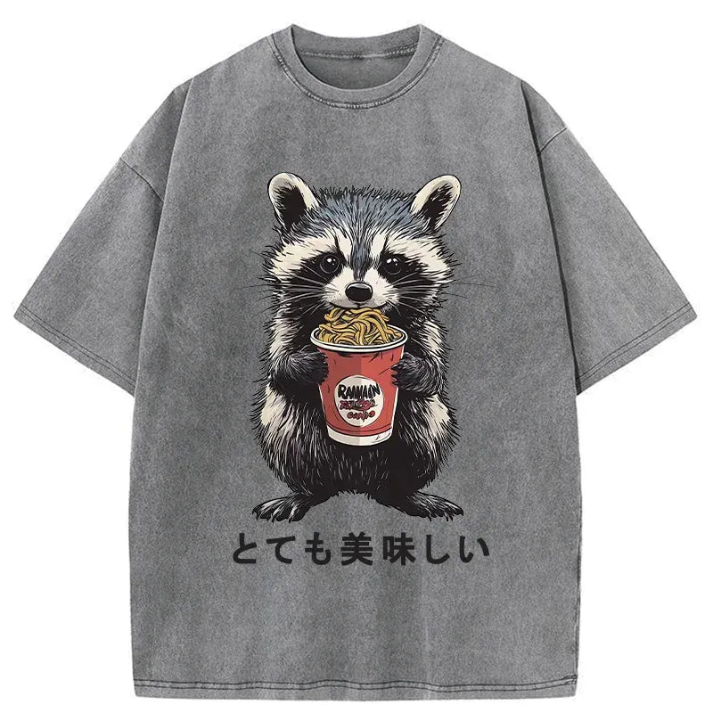 Kyoto-Lion Cute Raccoon Eating Ramen Japanese Washed T-Shirt