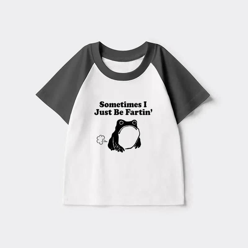 Kyoto-Lion Farting Frog Japanese Kids Raglan T-shirt