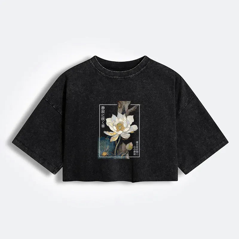 Kyoto-Lion Blooming Lotus Japan Women's Washed Crop T-Shirt