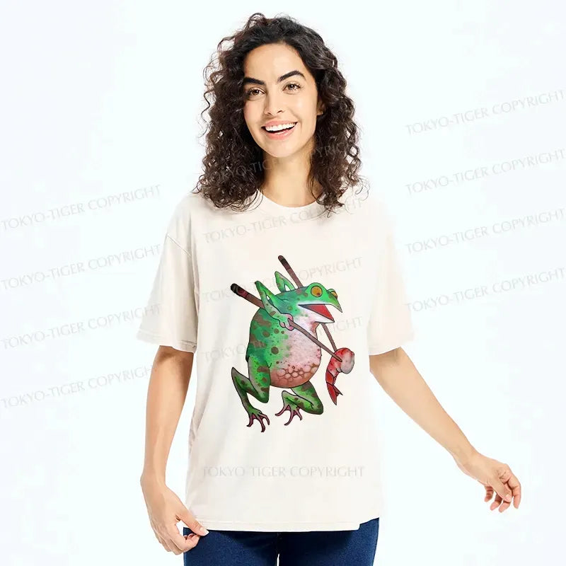 Kyoto-Lion Funny Frog Picking Up Shrimp Washed T-Shirt