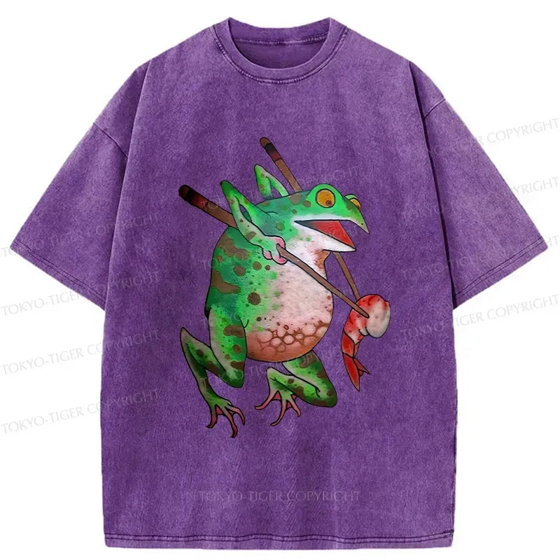 Kyoto-Lion Funny Frog Picking Up Shrimp Washed T-Shirt