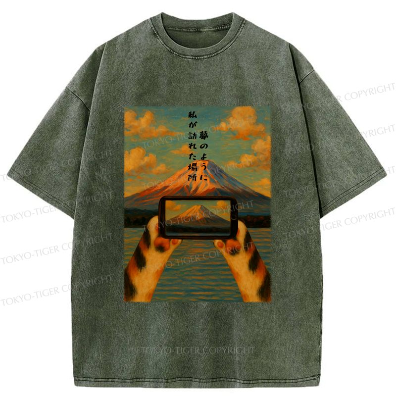 Cat Photographer Tee for Anime Convention