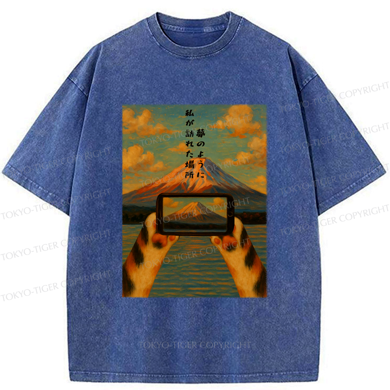 Cat Photographer Tee for Anime Convention