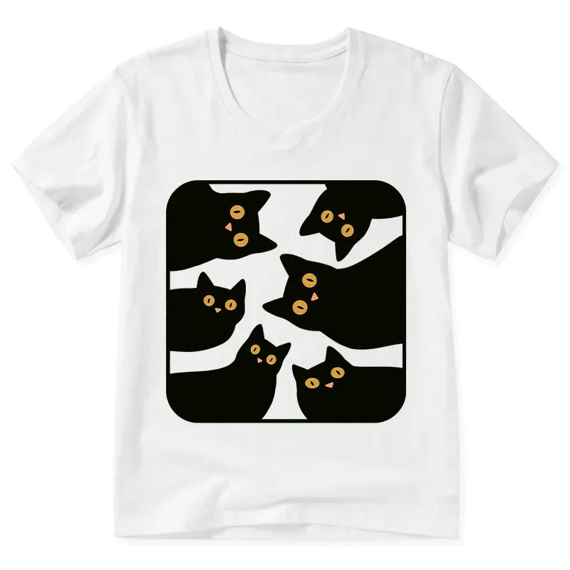 Kyoto-Lion Cats Are Watching You V-Neck Classic T-Shirt