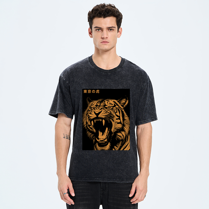Roaring Tiger Ukiyo-e T-Shirt for Gift