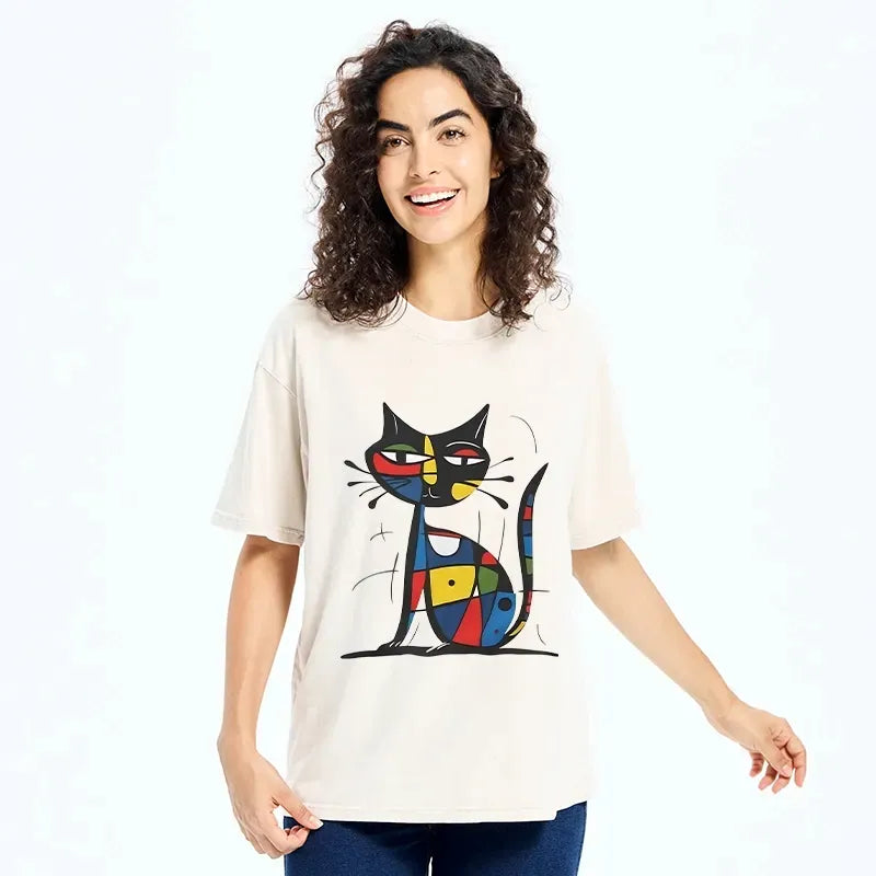 Abstract Cat Washed Tee for Daily Wear