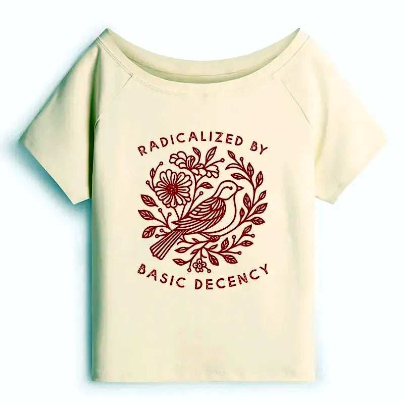 Kyoto-Lion Pigeon That Was Moved Off Shoulder T-Shirt