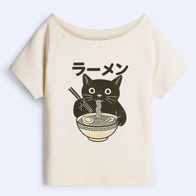 Comfortable Japanese Black Cat Tee