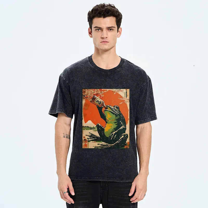 Kyoto-Lion Frog Drinking Beer Washed T-Shirt