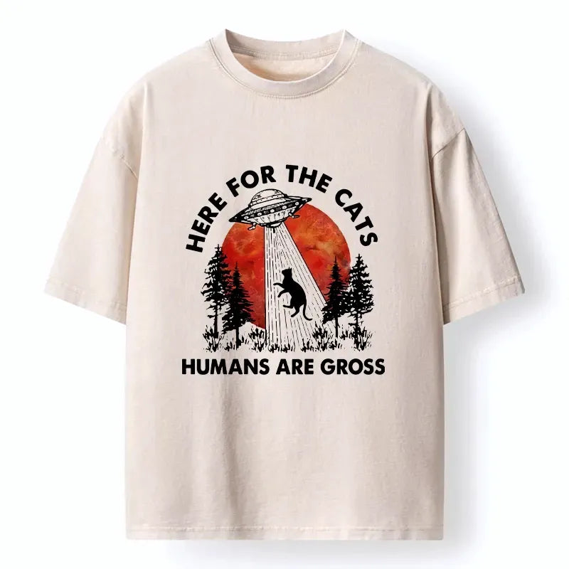 Japanese Cat UFO T-Shirt Trendy