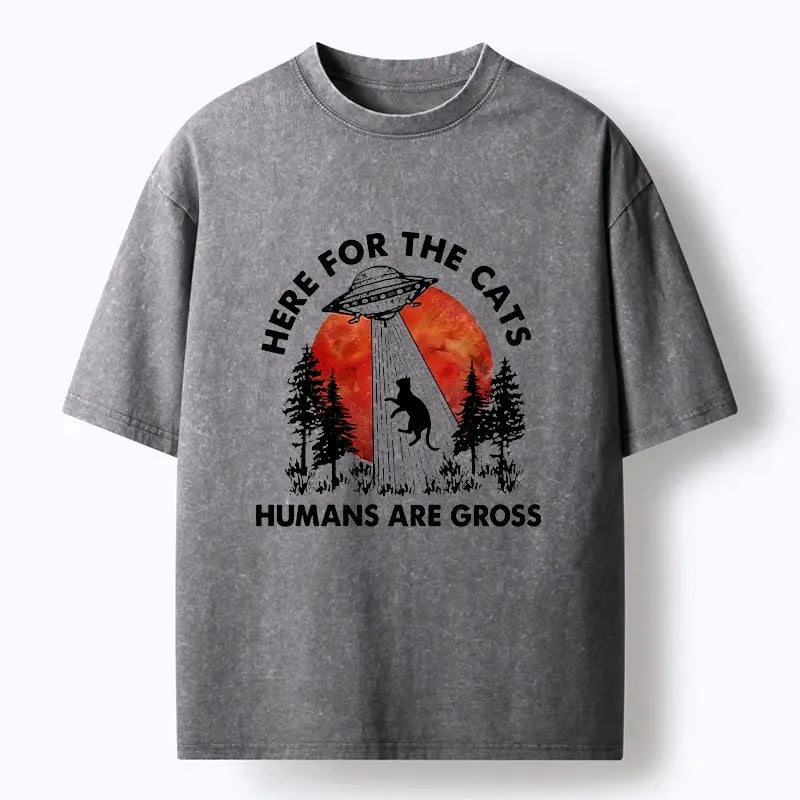 Japanese Cat UFO T-Shirt Trendy