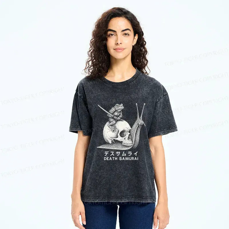 Japanese frog riding snail washed t-shirt