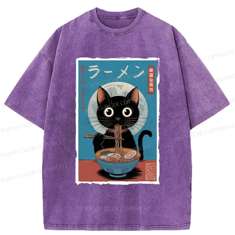 Kyoto-Lion Black Cat Eating Delicious Ramen Washed T-Shirt