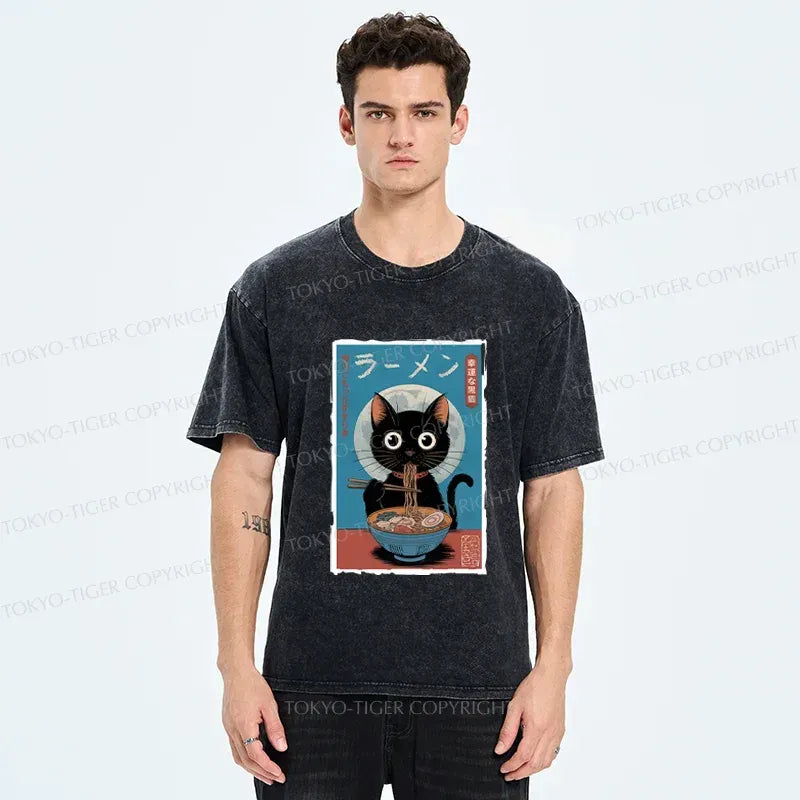 Kyoto-Lion Black Cat Eating Delicious Ramen Washed T-Shirt