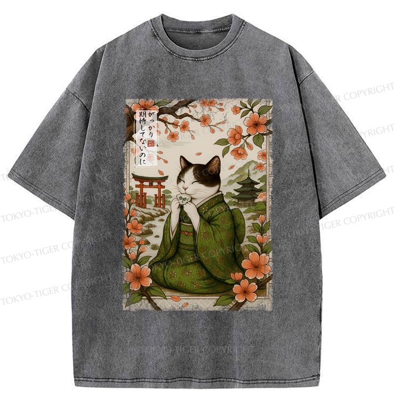 Washed Vintage Cat T-Shirt for Daily Wear