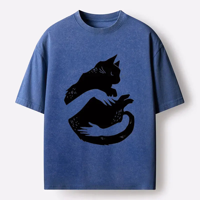 Kyoto-Lion Holding A Black Cat Washed T-Shirt
