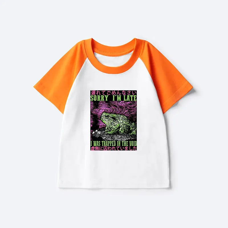 Kyoto-Lion Frogs Trapped In The Void Kids Raglan T-shirt