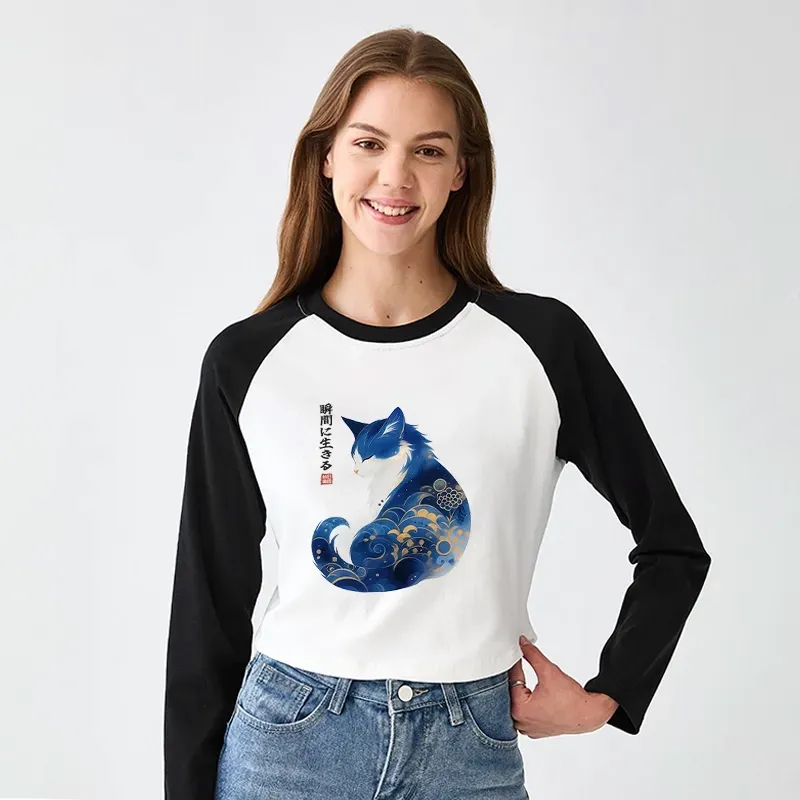 Kyoto-Lion Retro Zen Cat: Living the Present Women's Crop Raglan T-Shirt