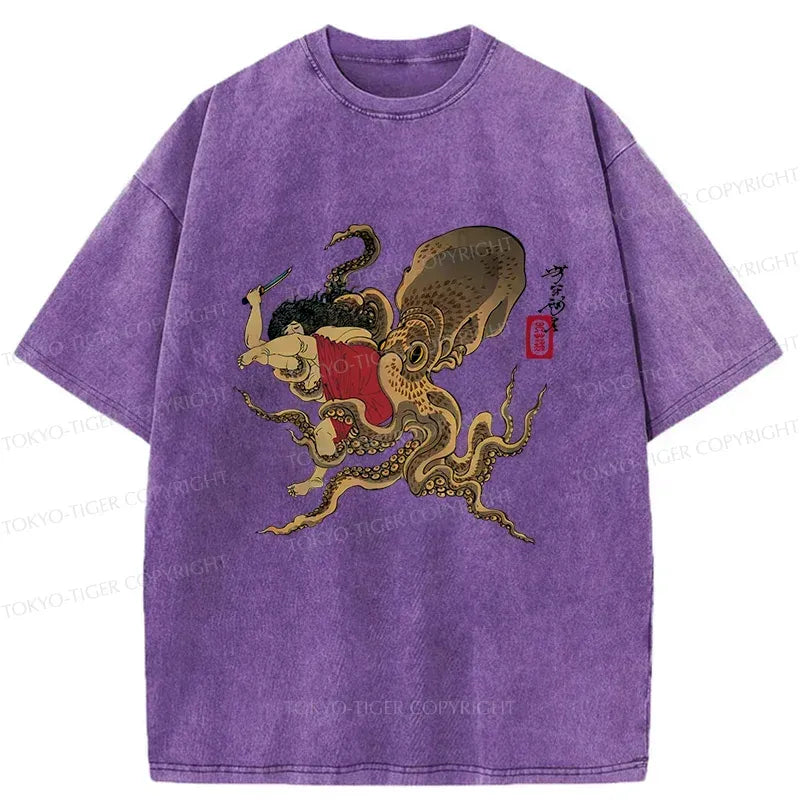 Kyoto-Lion Man And Octopus Fighting Washed T-Shirt