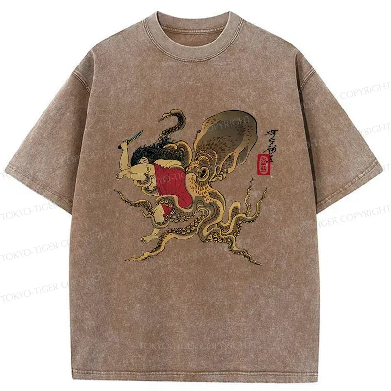 Kyoto-Lion Man And Octopus Fighting Washed T-Shirt