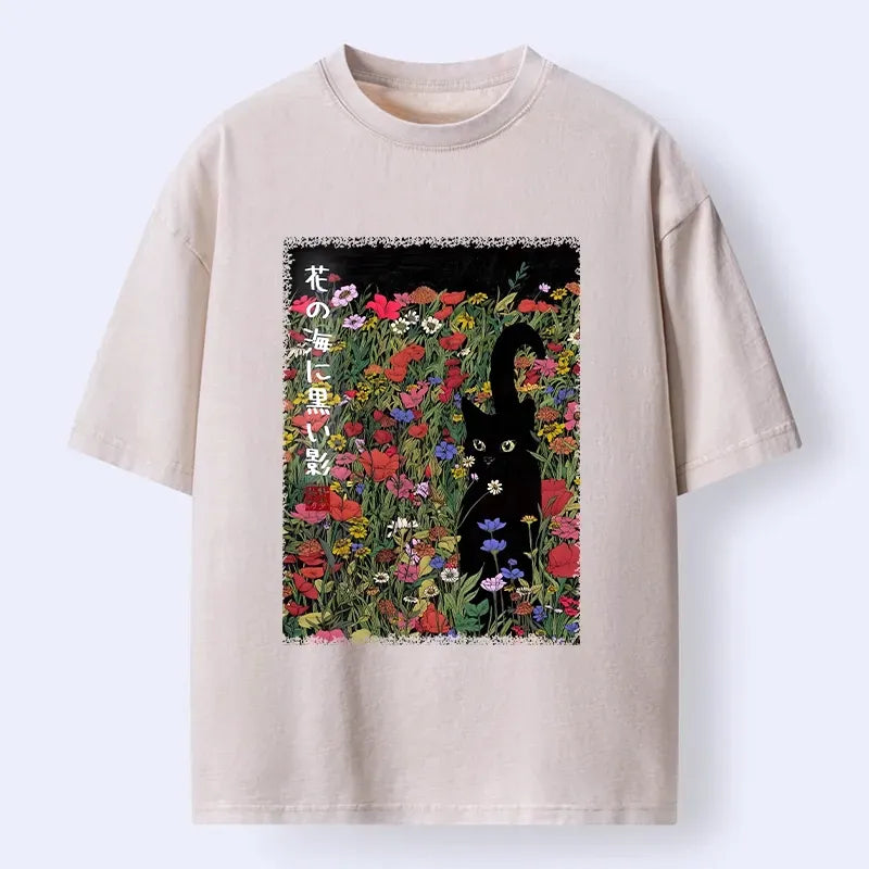 Kyoto-Lion Black Cat Hiding In Flower Sea Washed T-Shirt