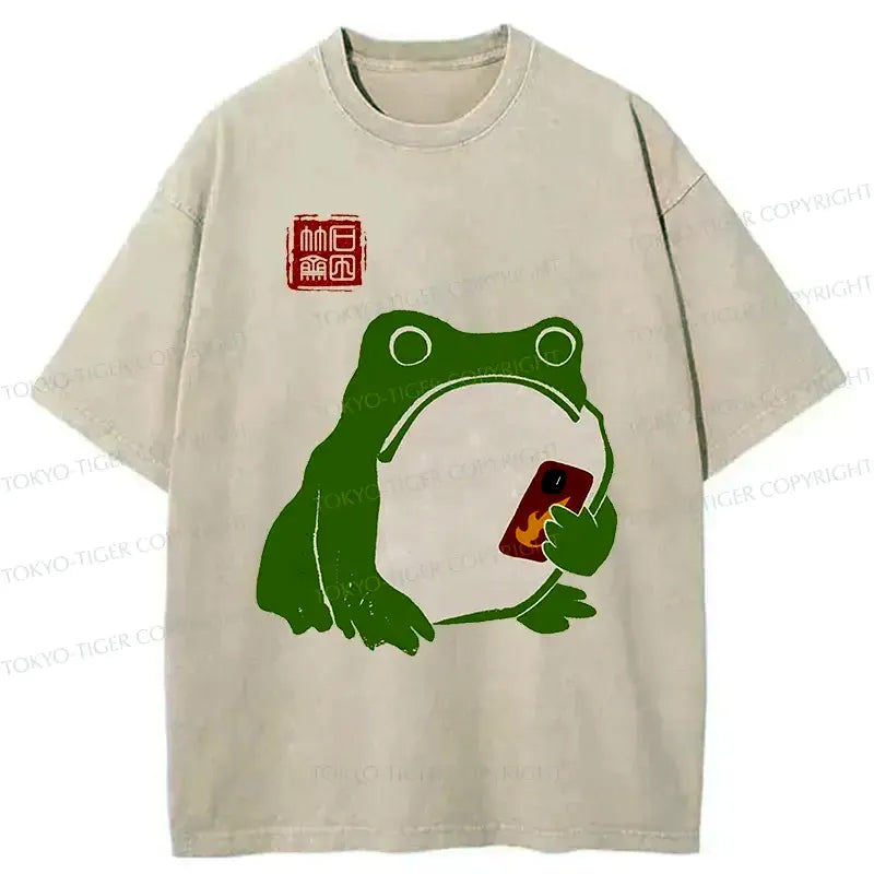 Funny Frog Playing Phone Trending