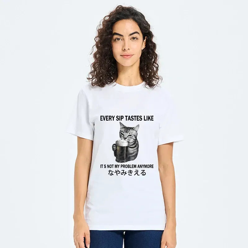 Relaxed Graphic Tee for Summer Vacation