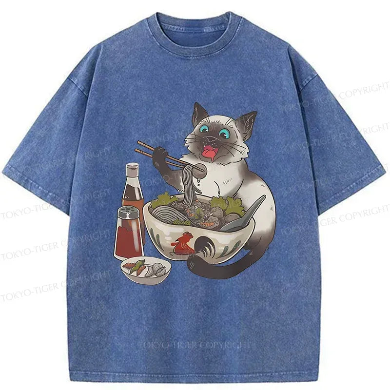Japanese cat eating ramen t-shirt