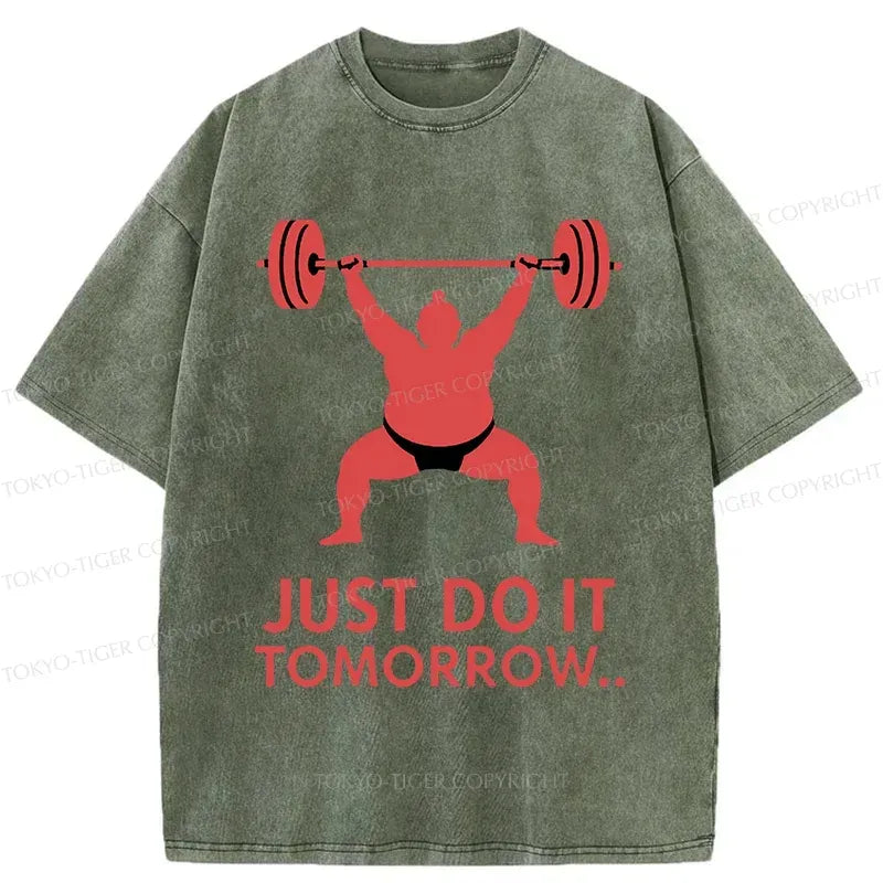 sumo wrestler lifting weights washed t-shirt